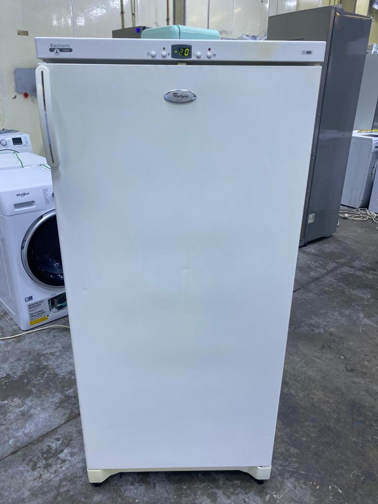 Diepvries Whirlpool A+ met GARANTIE, Elektronische apparatuur, Vriezers en Diepvrieskisten, Ophalen, Zo goed als nieuw