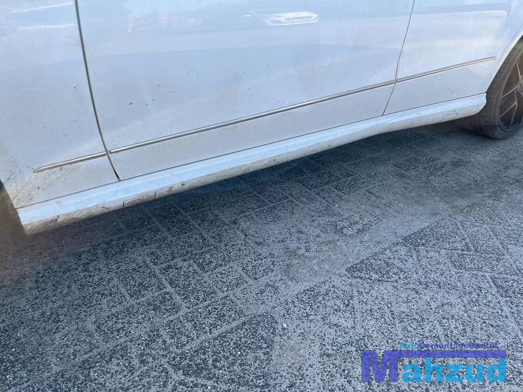 MERCEDES E KLASSE W212 wit 149 AMG Zijskirt set 2009-2013, Gebruikt, Mercedes-Benz AG, Mercedes-Benz, Mercedesstrasse 120
70372  Stuttgart, DE