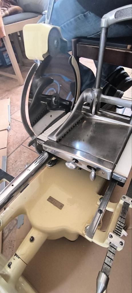 Antiek vleessnijmachine, Antiek en Kunst, Ophalen