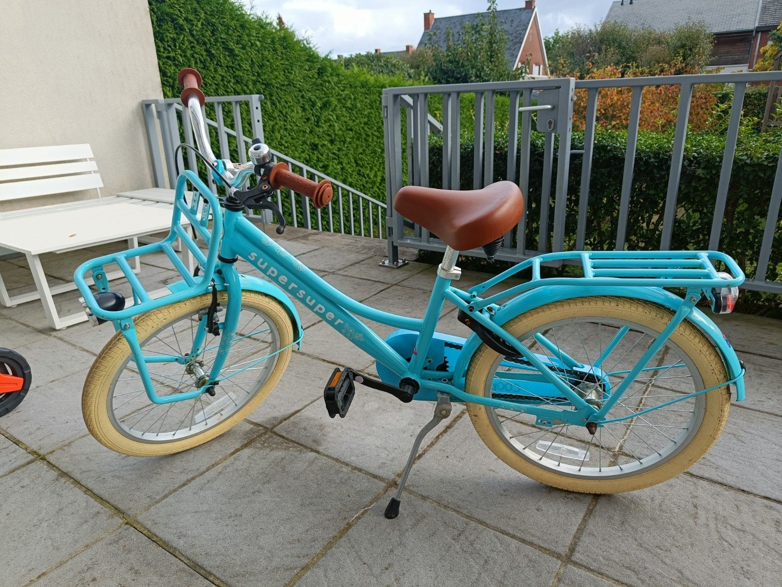 Meisjesfiets 22 inch, Fietsen en Brommers, Ophalen, Terugtraprem, 22 inch, Zo goed als nieuw