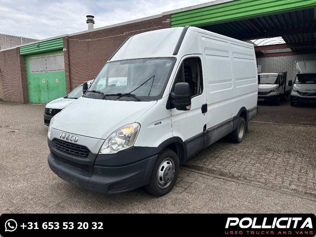 Iveco Daily 40C15 / 3.0 L / L3H2 / Trekhaak, Auto's, Bestelwagens en Lichte vracht, Euro 5, 110 kW, 4 cilinders, Iveco