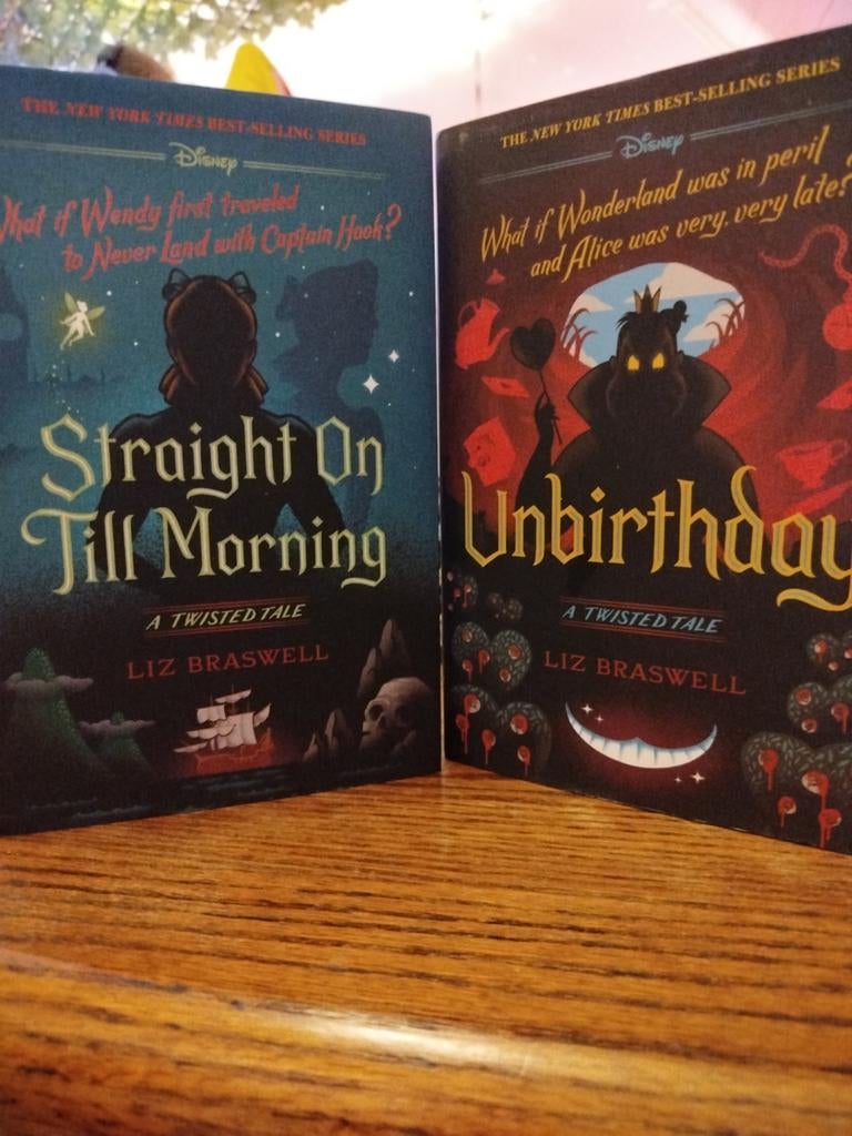 2 livres, Twisted Tale, Disney, par Liz Braswell, Enlèvement ou Envoi, Neuf, Liz braswell