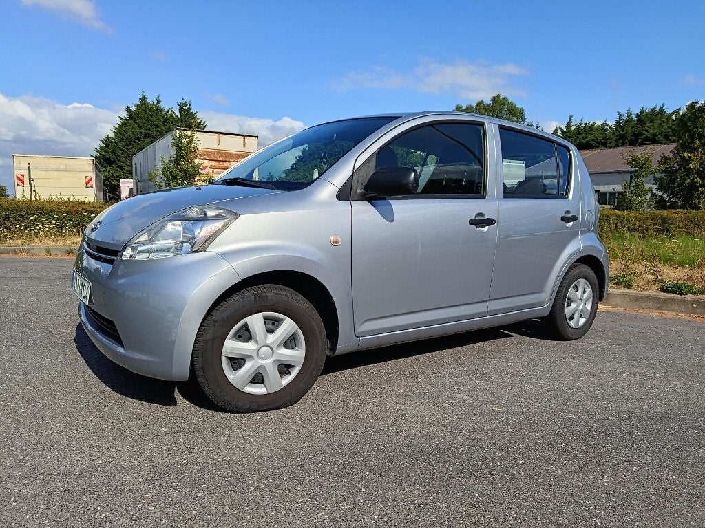 Daihatsu Sirion 1.0i Essence - Prête à Immatriculer - Euro 4, Auto's, Daihatsu, Voorwielaandrijving, 118 g/km, Stof, Sirion