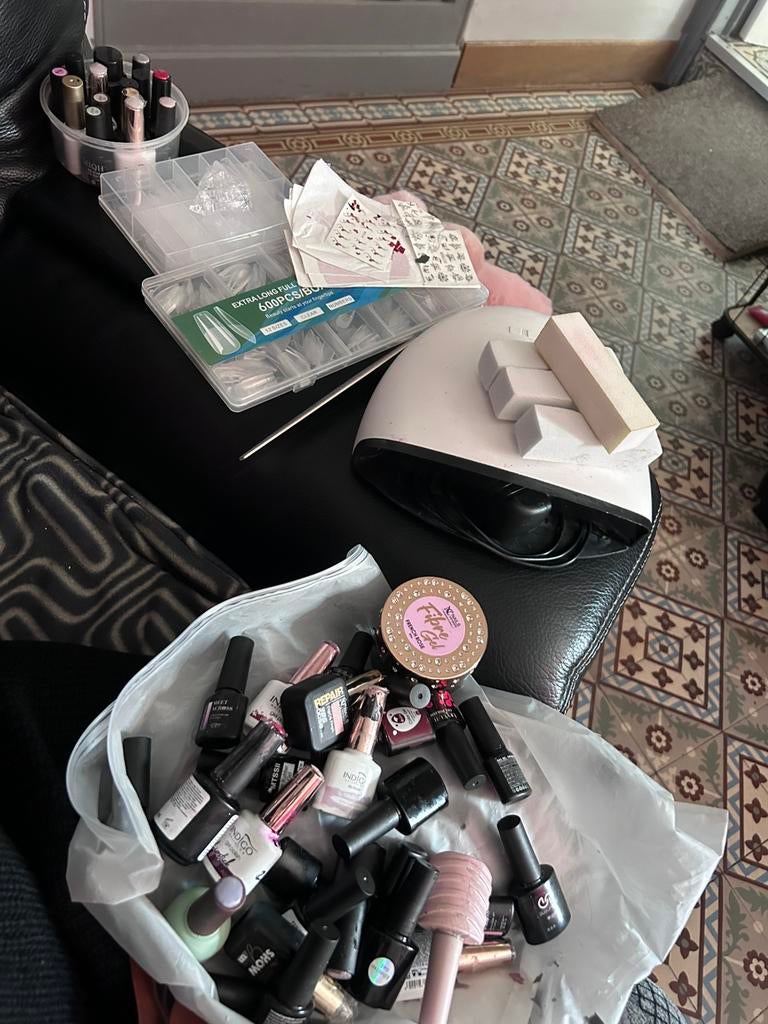 Materiel ongle en gel, Bijoux, Sacs & Beauté, Enlèvement, Comme neuf