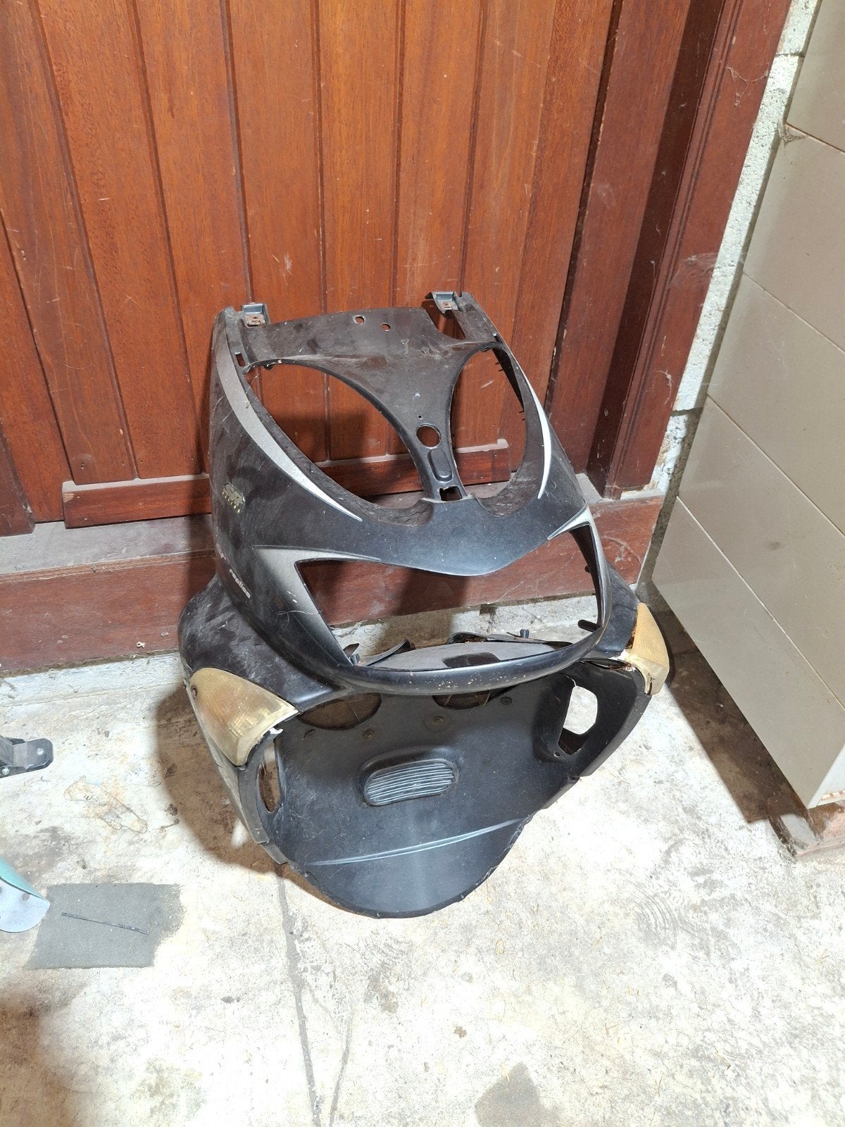 Aprilia sr50 voorkap, Fietsen en Brommers, Ophalen, Gebruikt, Kap, Aprilia