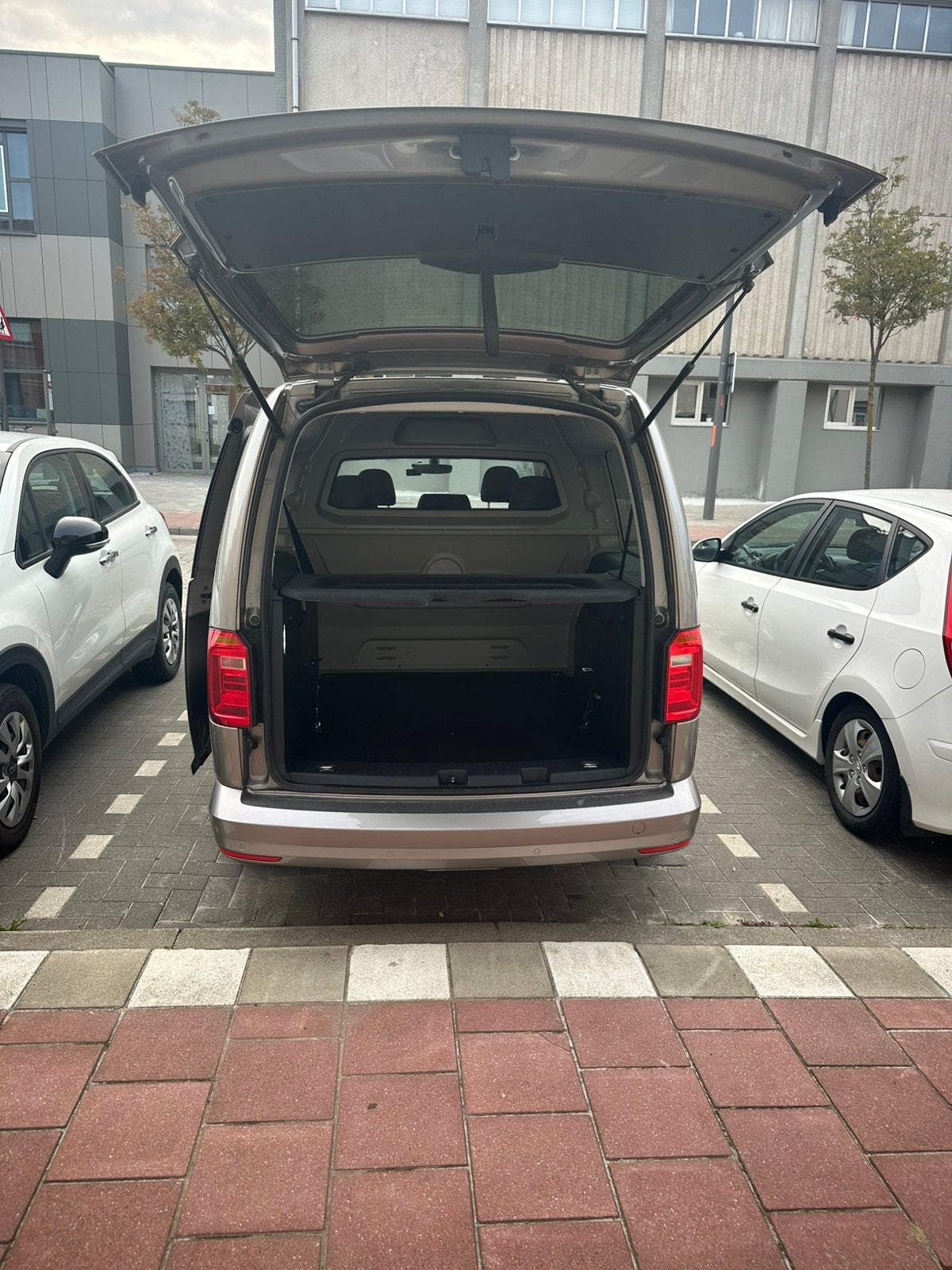 Caddy maxi combi, Auto's, Volkswagen, Voorwielaandrijving, Monovolume, Caddy Combi, Beige