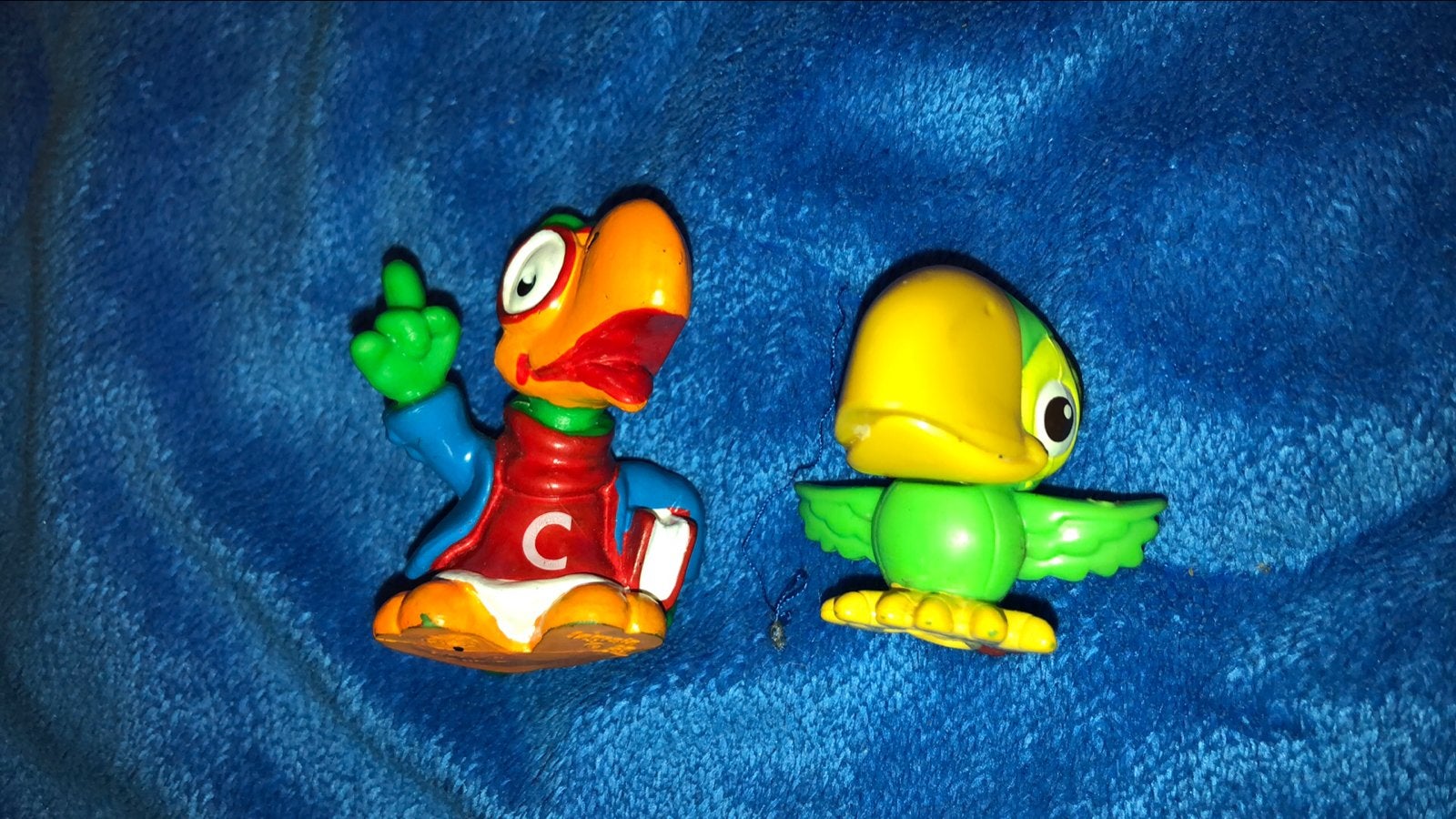 2 Figurines perroquet