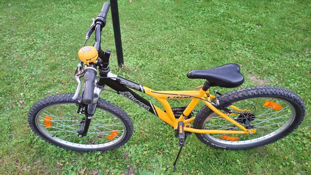 MINERVA 24" MTB jongensfiets ALLES OK + nieuw lichten +band, Ophalen, 24 inch, Velgrem, Zo goed als nieuw