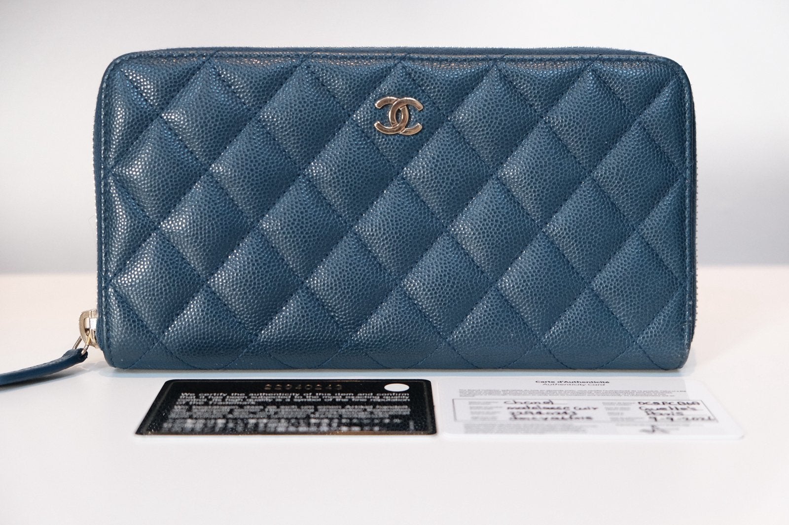 CHANEL Matelassé – Navy Blue Leather, Handtassen en Accessoires, Overige merken, Blauw, Ophalen of Verzenden, Zo goed als nieuw