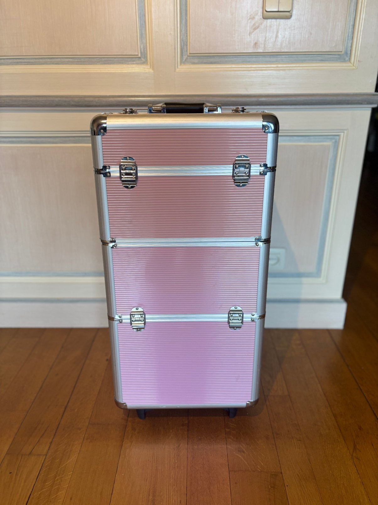 Mooie nette nagelkoffer, Handtassen en Accessoires, Beautycases, Ophalen, Zo goed als nieuw