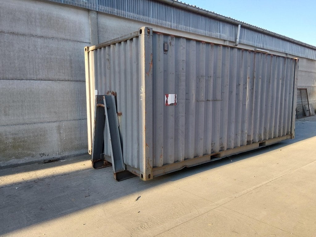 Zeecontainer op sleede, Doe-het-zelf en Bouw, Ophalen, Gebruikt