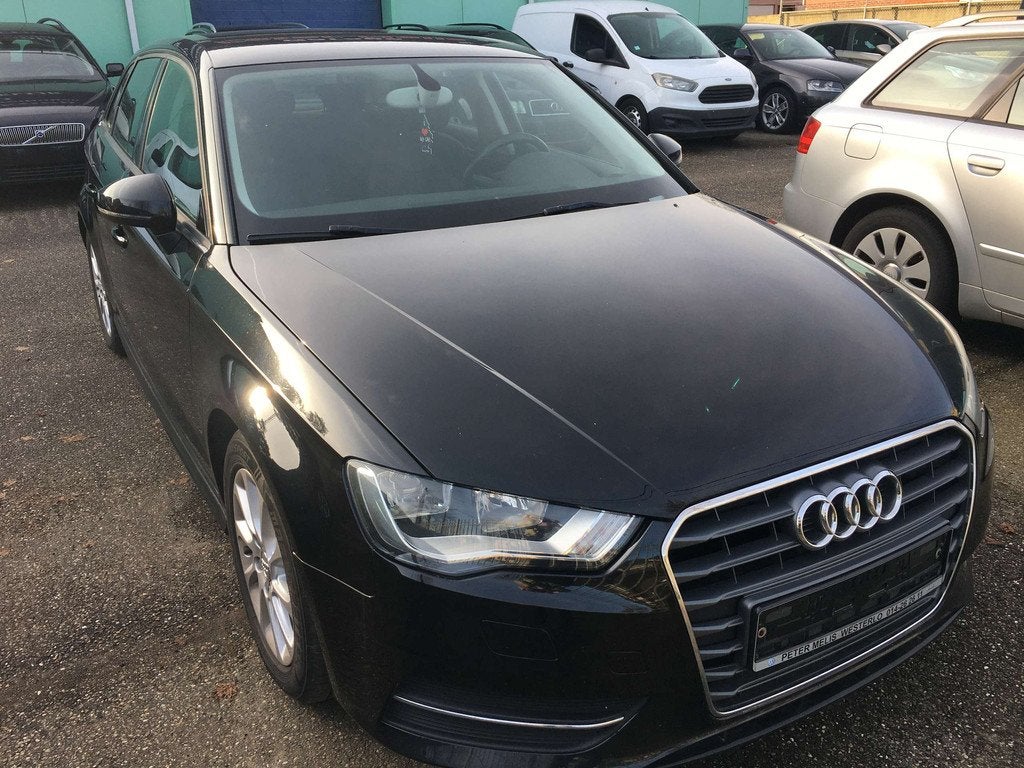 Audi A3 A3 Sportback 1.6 TDi ultra Attraction diesel, Auto's, Audi, Bedrijf, Te koop, A3, ABS, Airbags, Airconditioning, Centrale vergrendeling