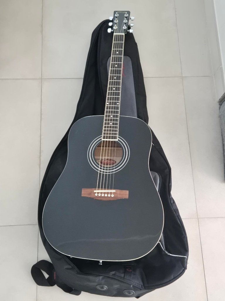 Guitare Stagg SW205 + housse de transport, Enlèvement, Comme neuf