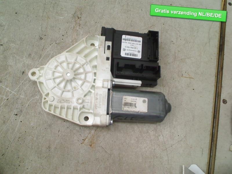MOTEUR LEVE VITRE ELECTRIQUE DROIT Volkswagen Golf VI (5K1), Volkswagen, Volkswagen AG, Droite, Utilisé