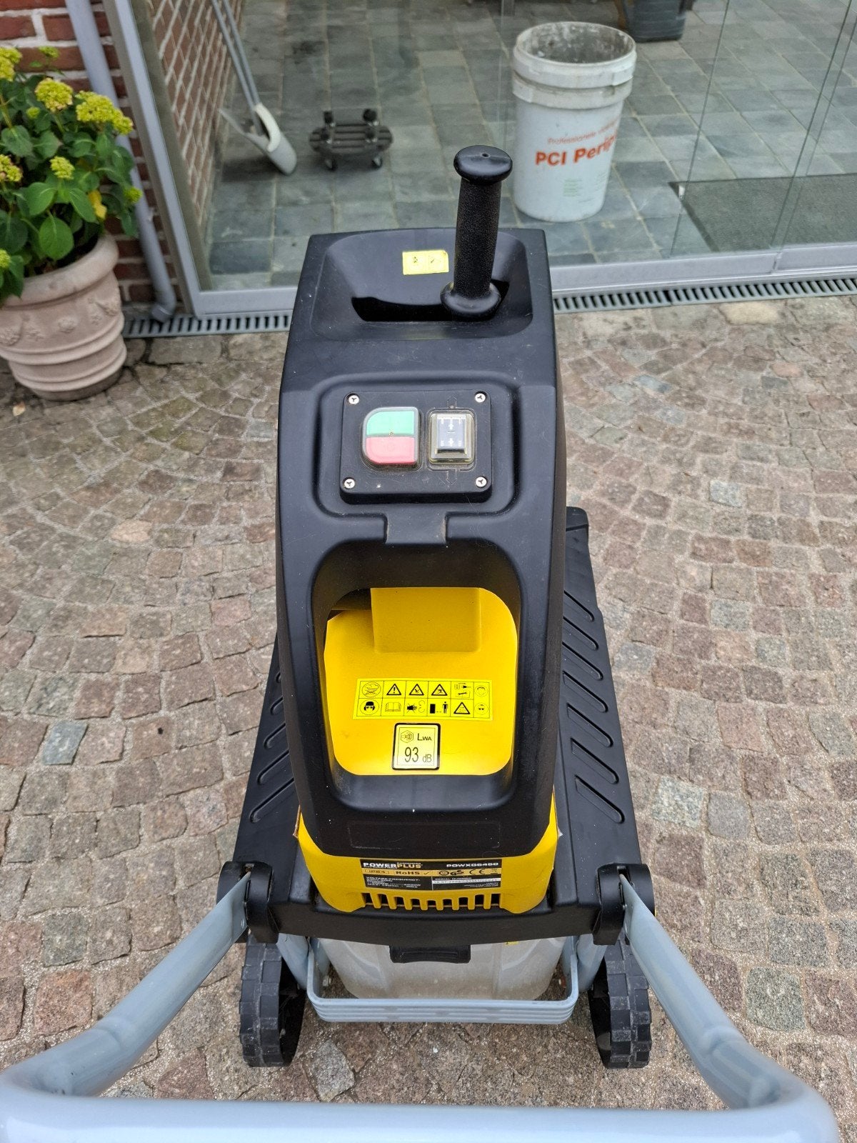 Hakselaar, Tuin en Terras, Ophalen