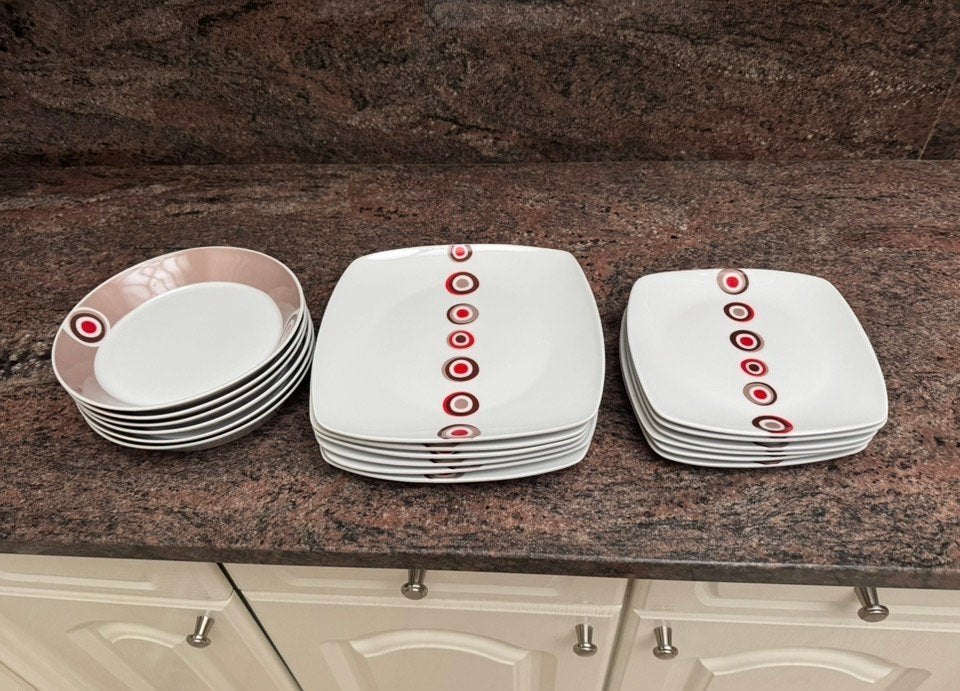 Porseleinen servies, Enlèvement