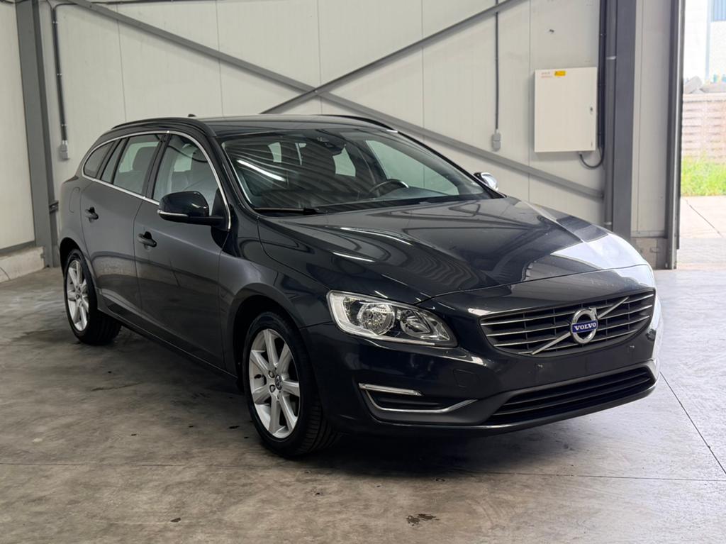 Volvo V60 2.0d Euro6 2017, Autos, Volvo, Euro 6, Entreprise, Boîte manuelle, 5 portes