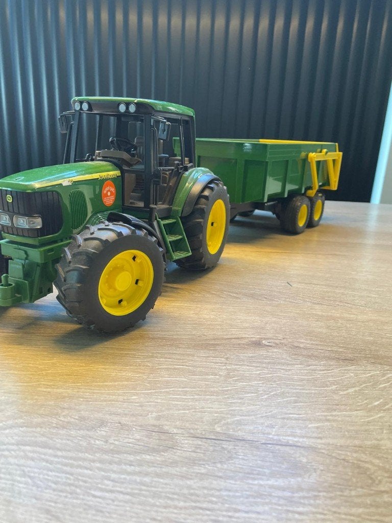 Tractor met kipkar, Enlèvement, Comme neuf