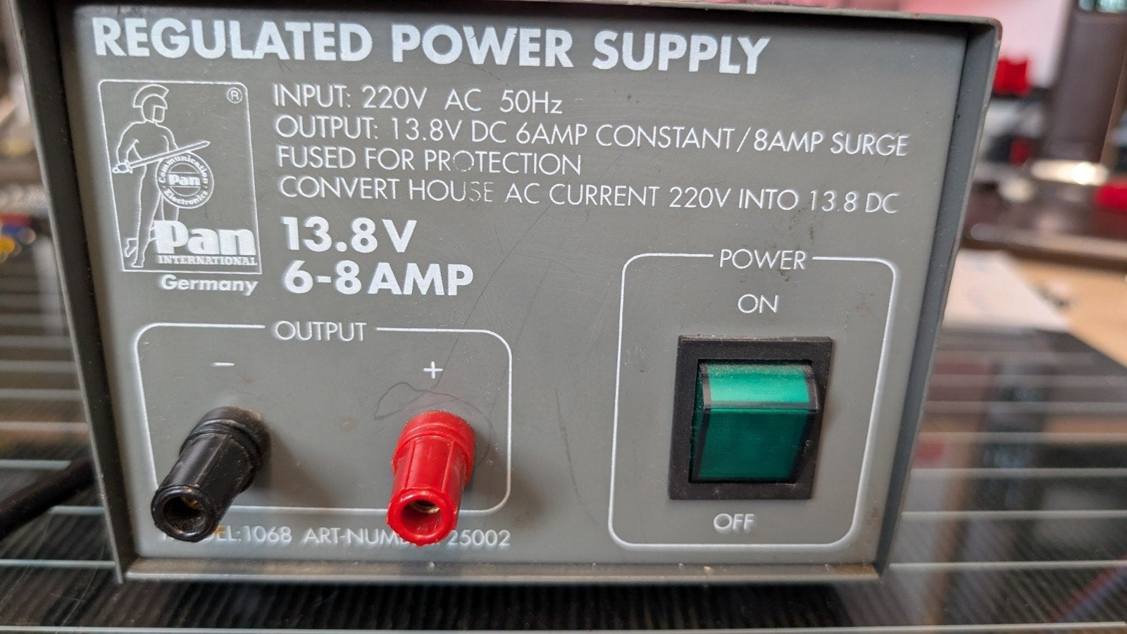gestabiliseerde voeding 6-8 A 13.8 volt, Ophalen of Verzenden, Gebruikt