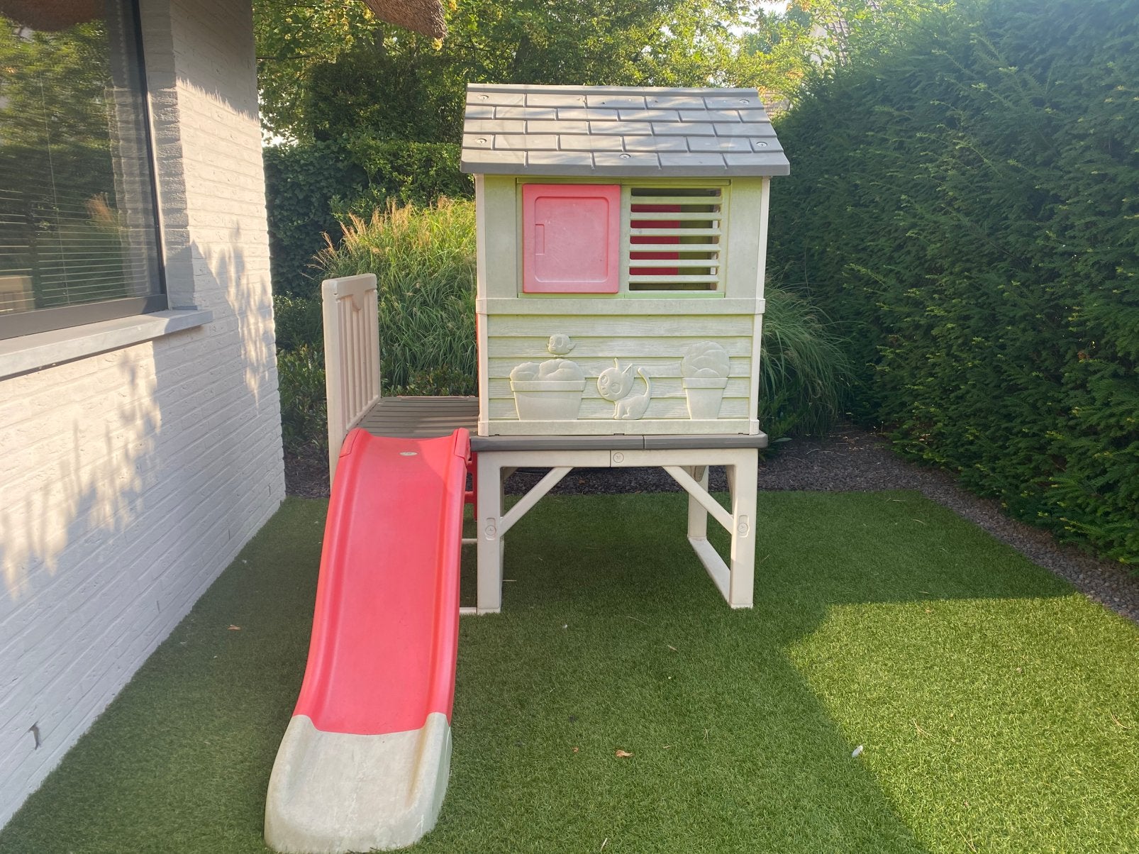 Smoby tuinhuis met glijbaan, Ophalen, Gebruikt, Plastic