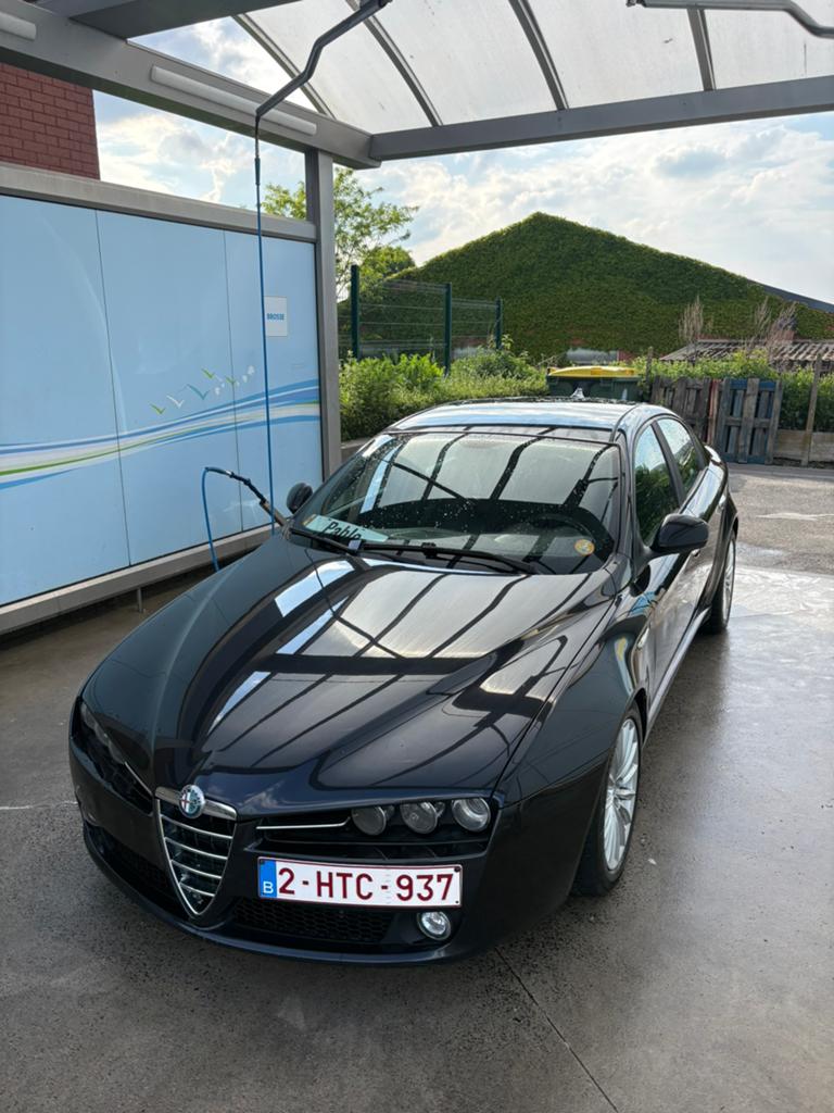 Alpha romeo 159 Edition TI sport 1.9jtd 150cv pret à immatri, Auto's, Bluetooth, Zwart, Leder, Bedrijf