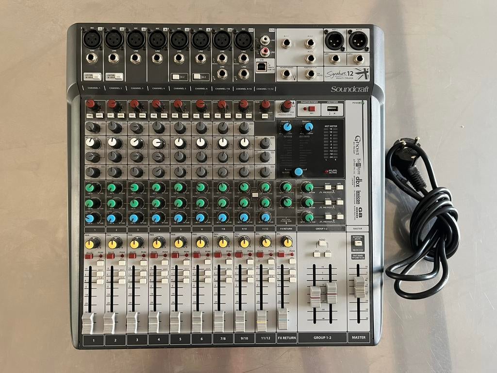 Soundcraft signature 12MTK, Muziek en Instrumenten, Ophalen, Zo goed als nieuw