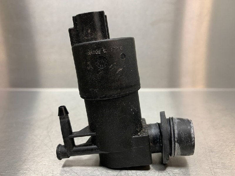 RUITENSPROEIERRESERVOIR ACHTER Toyota Yaris III (P13), Gebruikt, Toyota