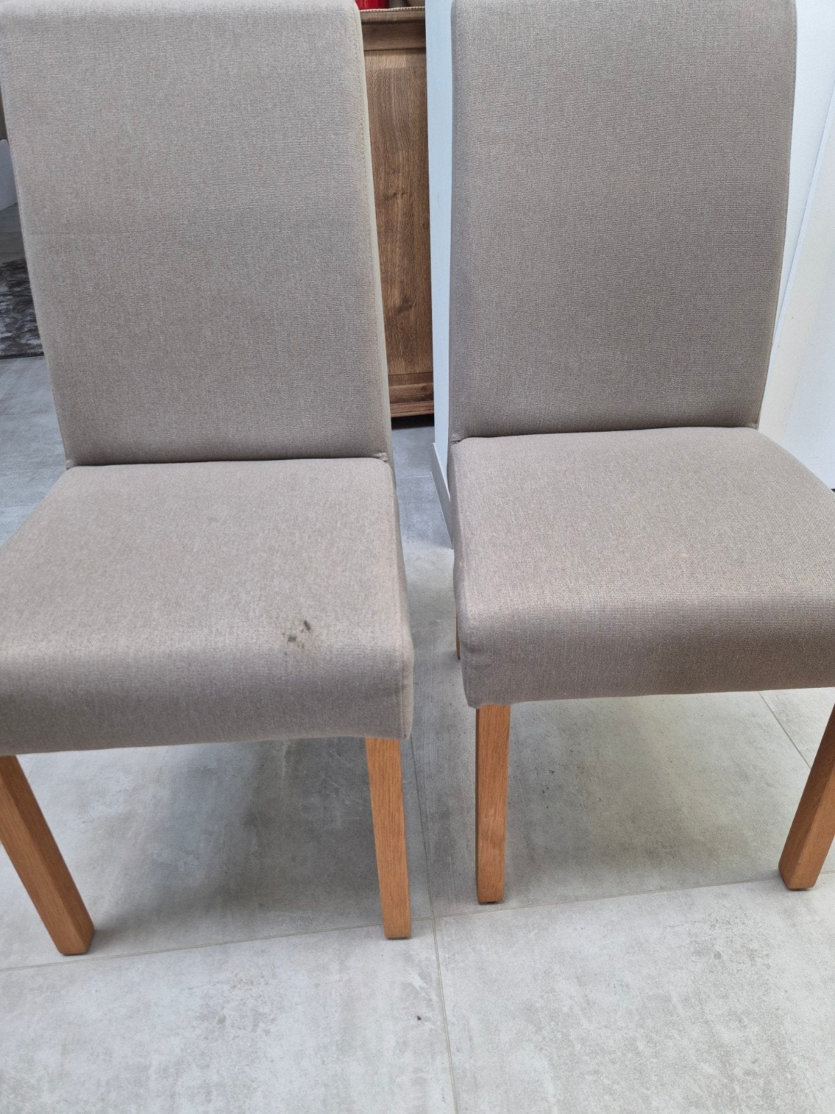 6 stoelen, Ophalen