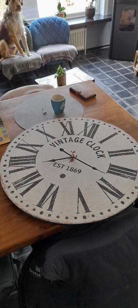 vintage clock, Ophalen, Zo goed als nieuw, Wandklok