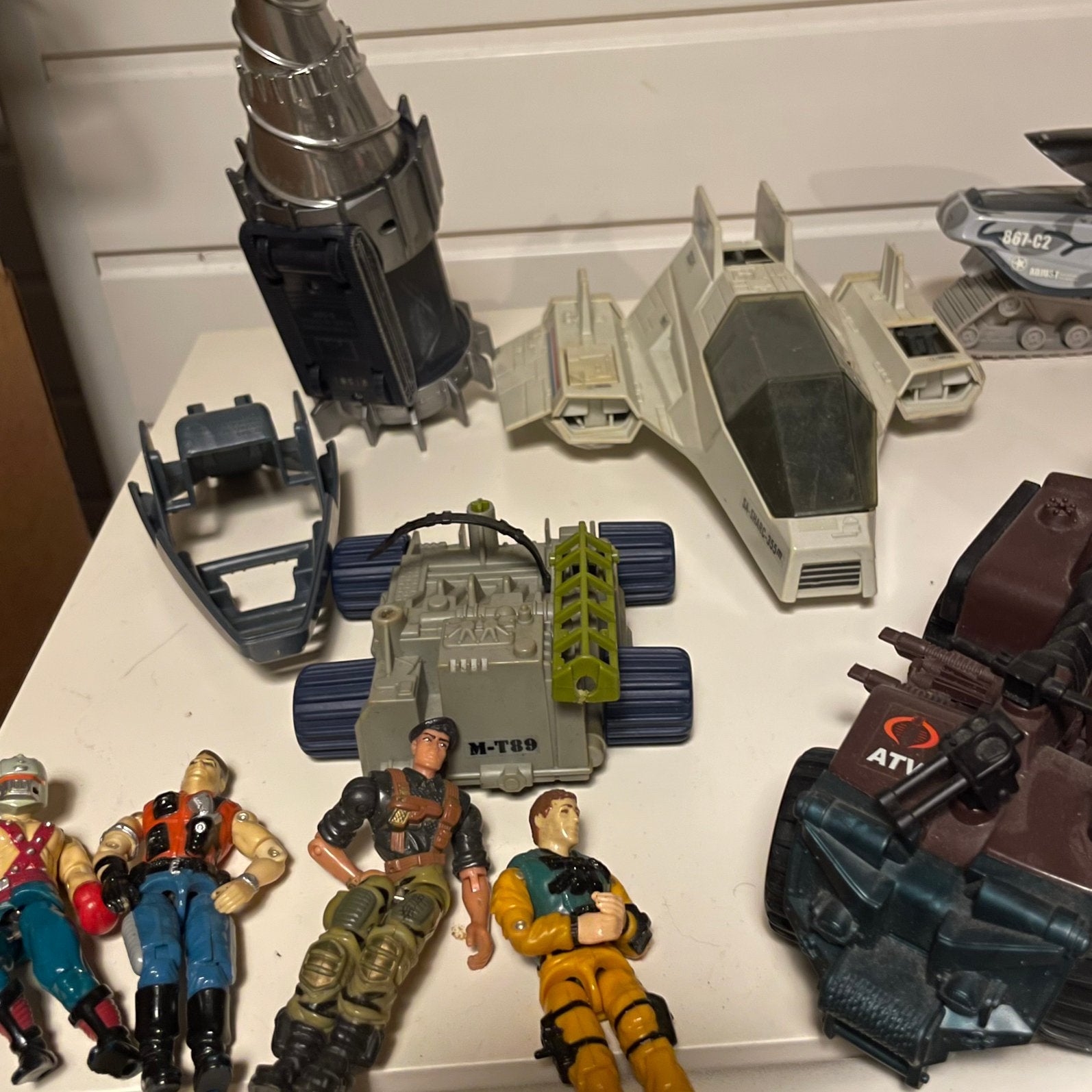 Figurines et véhicules vintage G.I.Joe pour la fête de’  80, Envoi, Comme neuf