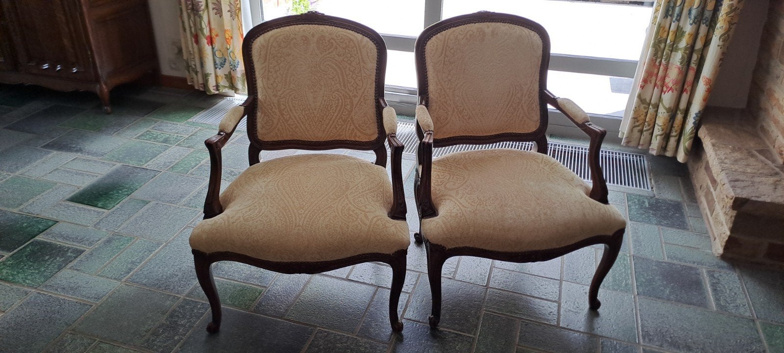 Paire de fauteuils en bon état, Enlèvement