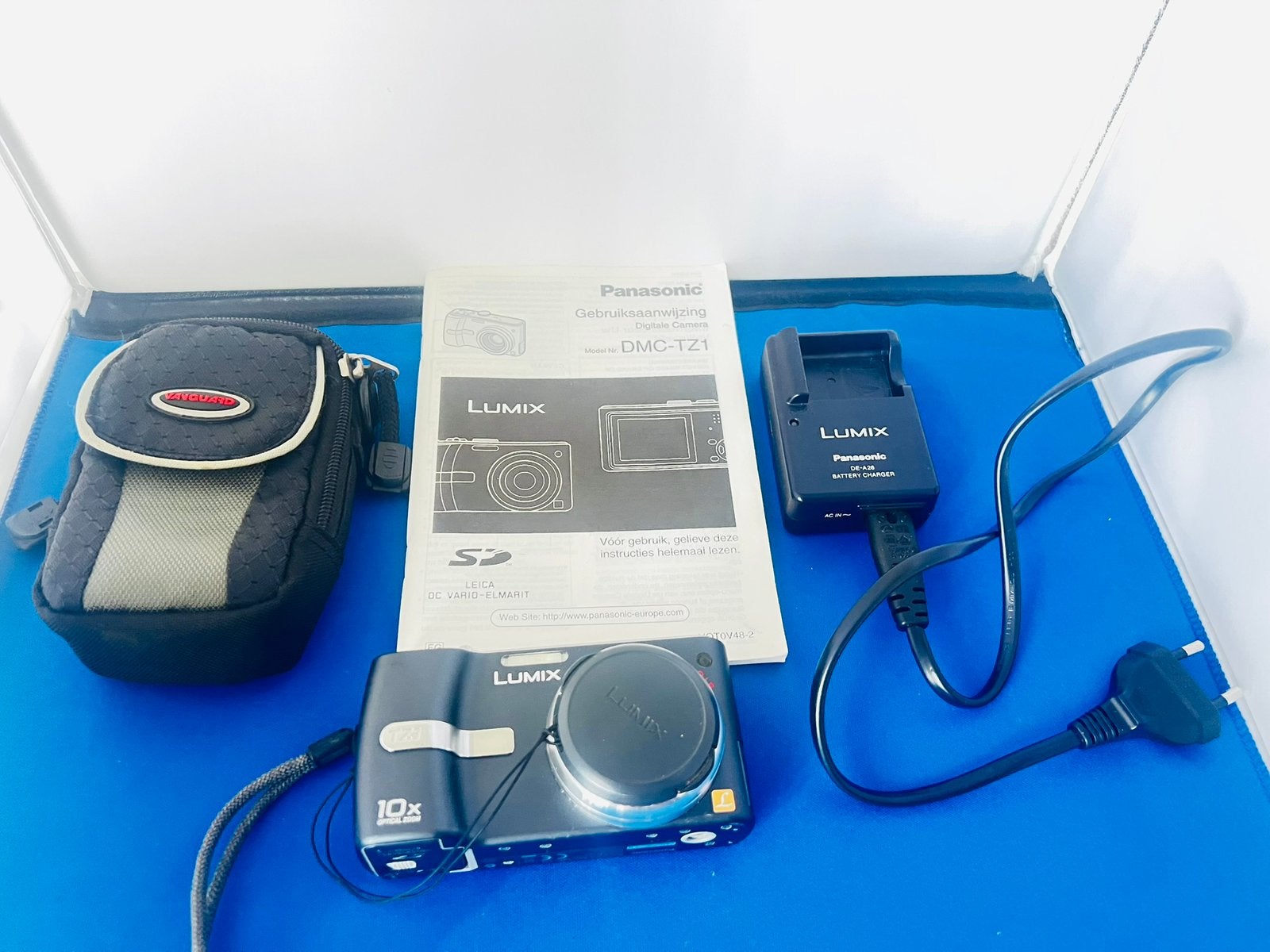 Panasonic Lumix DMC-TZ1 Digitale Camera met 10x Optische Zoo, Enlèvement ou Envoi, Comme neuf