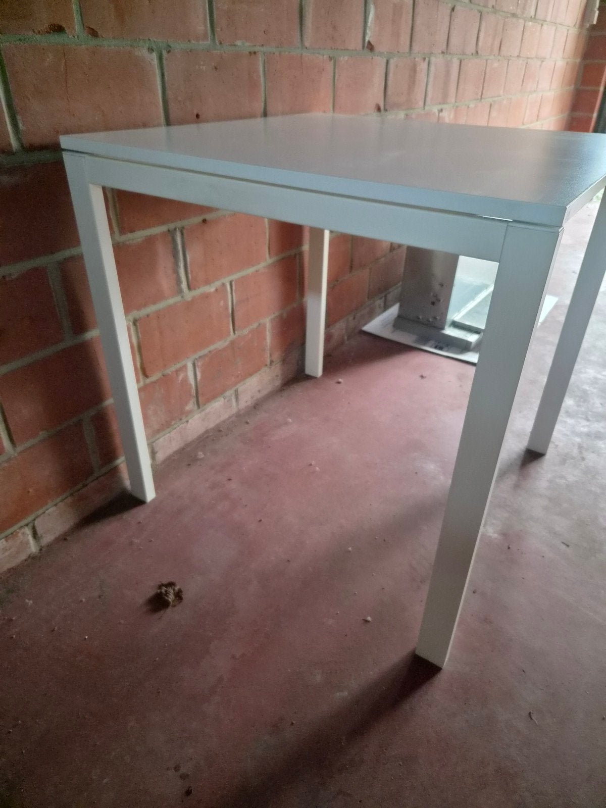 Witte tafel - Ikea, Ophalen
