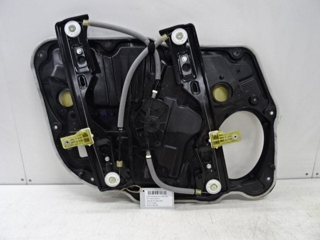 VITRE MECANISME AVANT DROIT Jeep Compass (MP) (68242678AA), Utilisé, Jeep