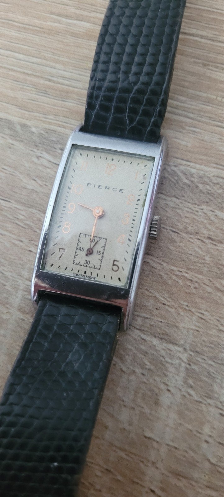 pierce horloge vintage, Bijoux, Sacs & Beauté, Montres | Anciennes | Antiquités, Enlèvement ou Envoi