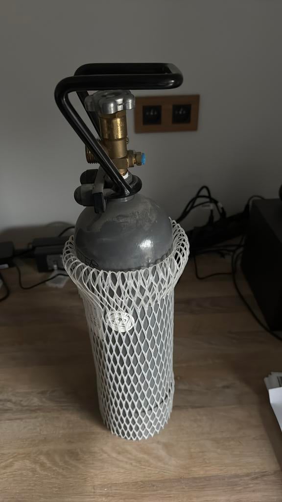 Bouteille de 2 kg vide pour système co2, Enlèvement, Comme neuf