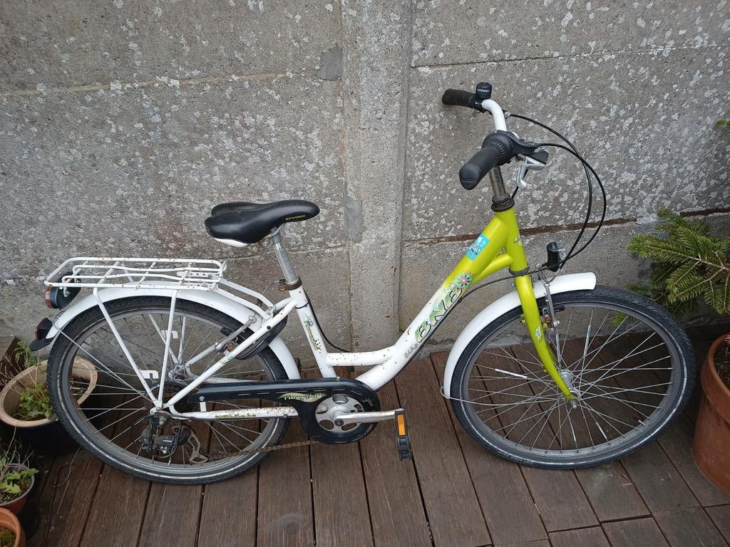 Meisjesfiets BNB 24 inch, Fietsen en Brommers, Ophalen, BNB, Versnellingen, Schijfrem