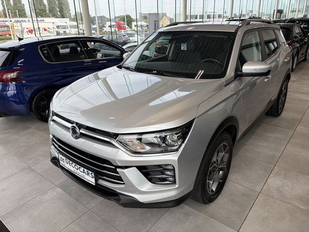 SsangYong Korando Apple Carplay - Android Auto / Camera / Z, Autos, 100 kW, Argent ou Gris, Achat, Boîte manuelle