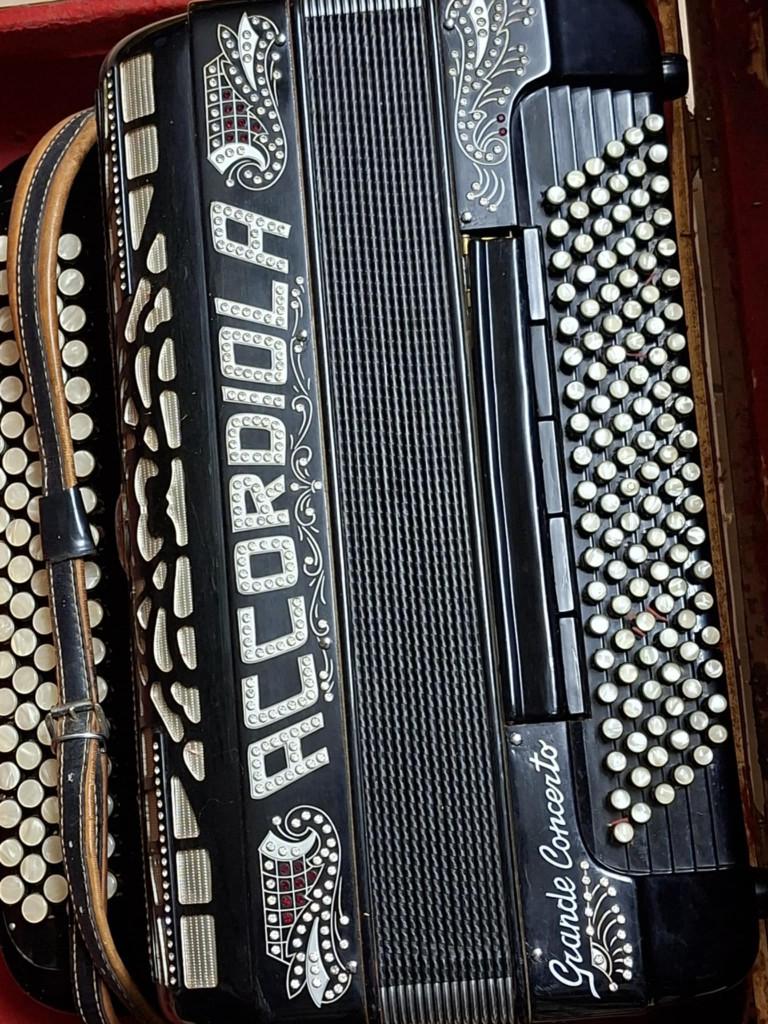 muziek en instrumenten, Musique & Instruments, Instruments | Accessoires, Enlèvement, Utilisé, Accordéon