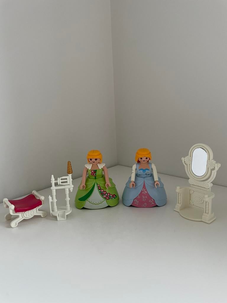 Playmobil - meisjes in kleedjes, Kinderen en Baby's, Speelgoed | Playmobil, Ophalen of Verzenden, Zo goed als nieuw