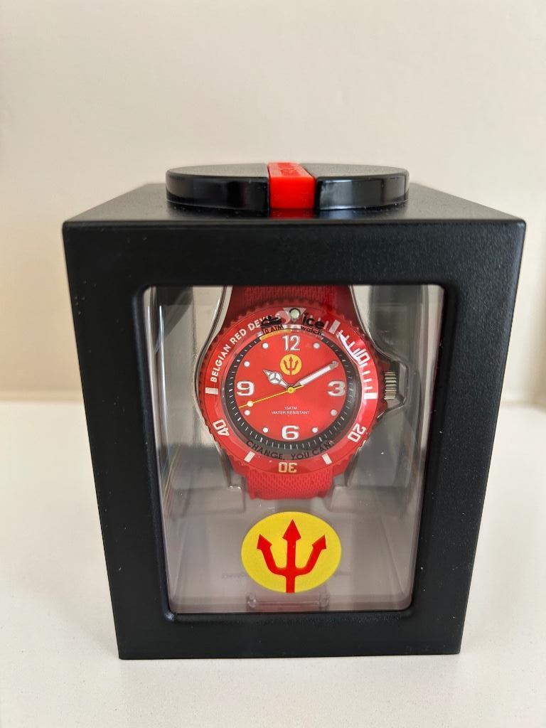 Ice-Watch Red Devils horloge (nieuw in verpakking), Handtassen en Accessoires, Ophalen of Verzenden, Nieuw, Polshorloge