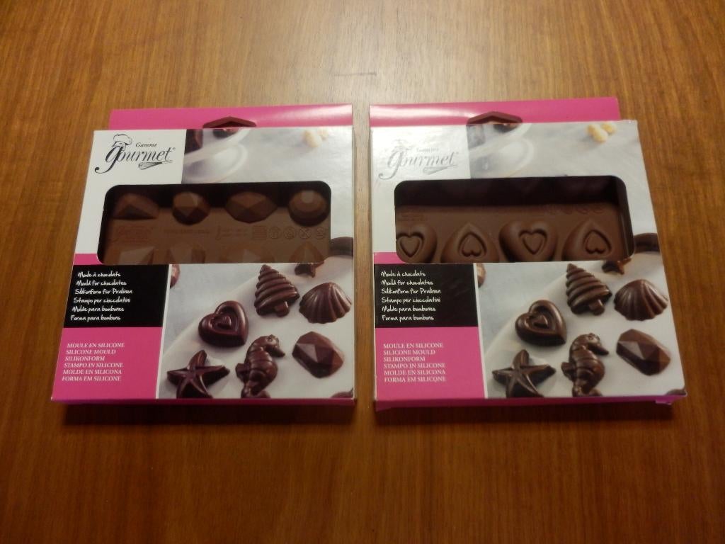 (42) -2 moules a chocolat - neufs -, Enlèvement ou Envoi, Neuf, Autres types