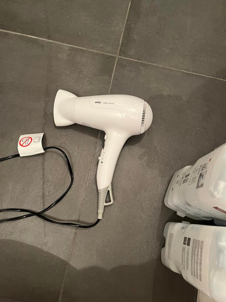 Seche cheveux, Enlèvement ou Envoi