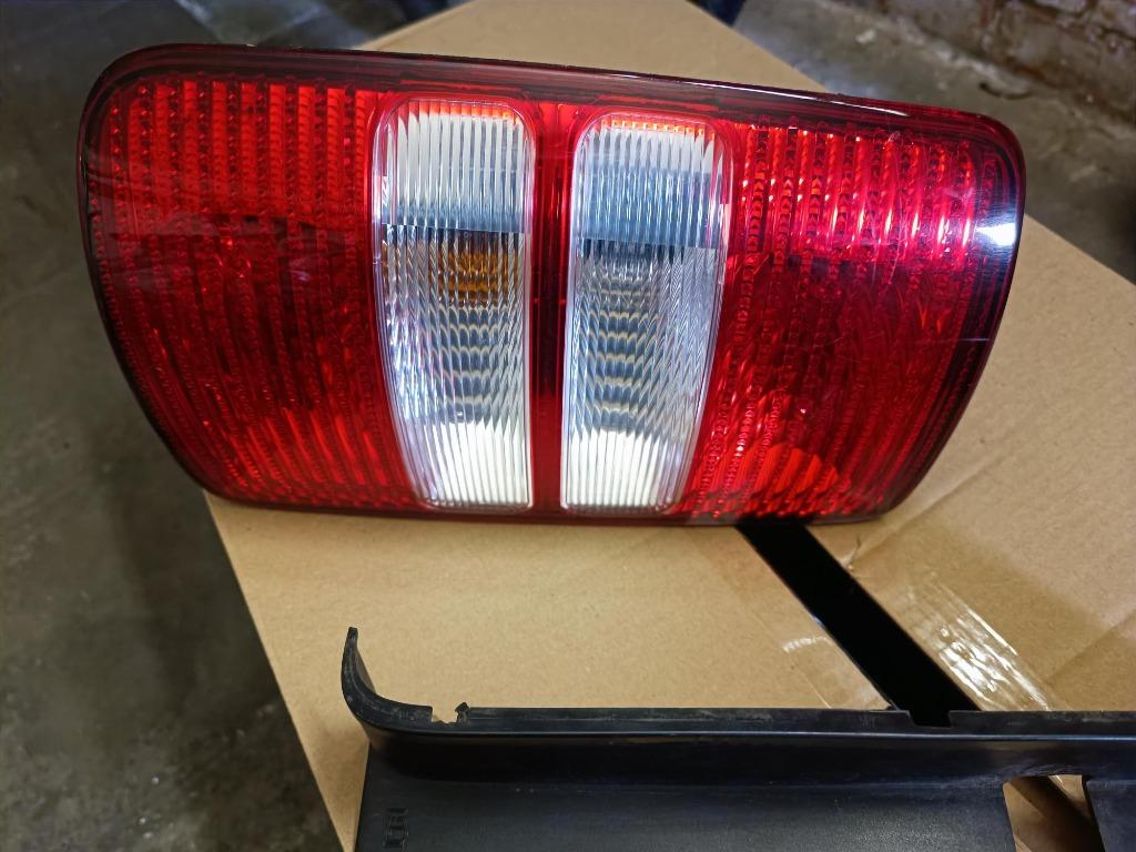 Feu arriere droit VW Caddy 2K5 945 095 Q, Enlèvement ou Envoi, Utilisé, Volkswagen