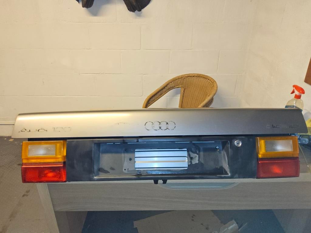 Malle Audi 100 C3, Autos : Pièces & Accessoires, Enlèvement ou Envoi, Utilisé, Audi