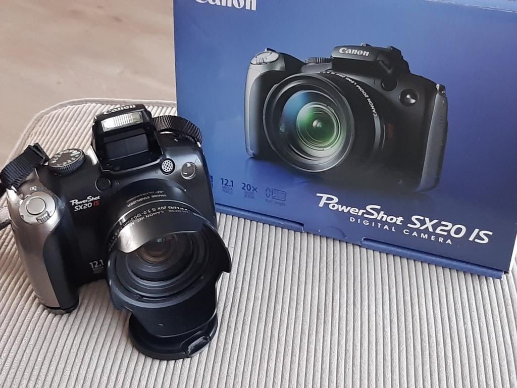 CANON POWERSHOT SX 20 IS état neuf +boite et accessoires