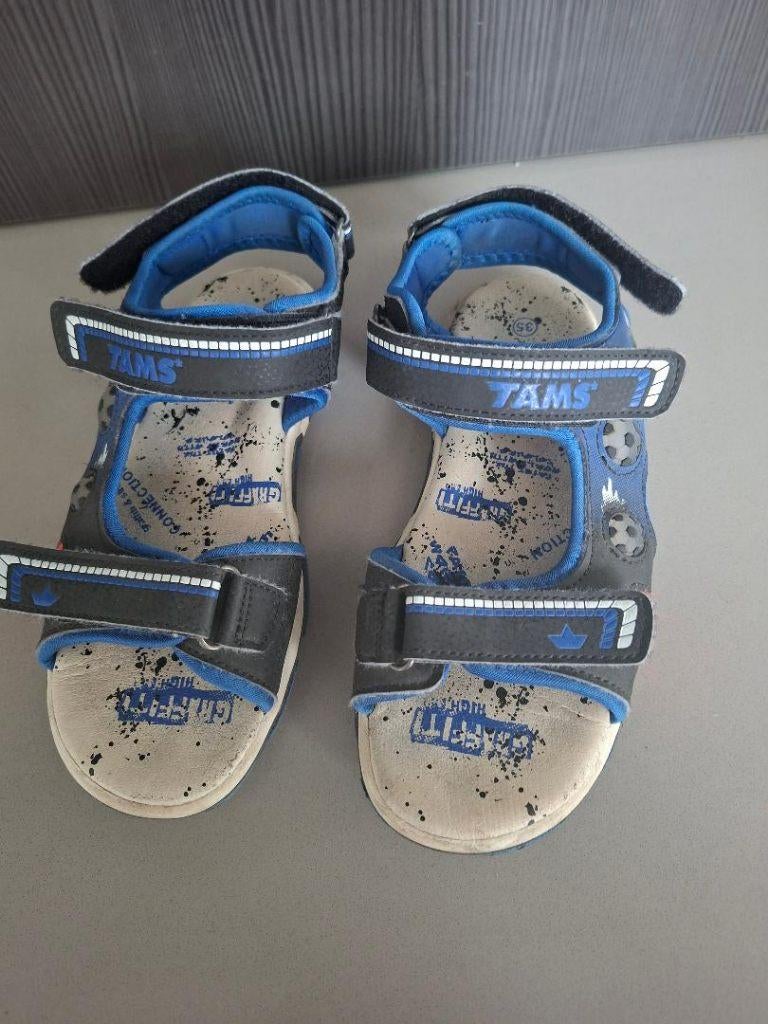 Sandalen maat 35, Enfants & Bébés, Vêtements enfant | Chaussures & Chaussettes, Garçon, Decathlon, Enlèvement, Utilisé