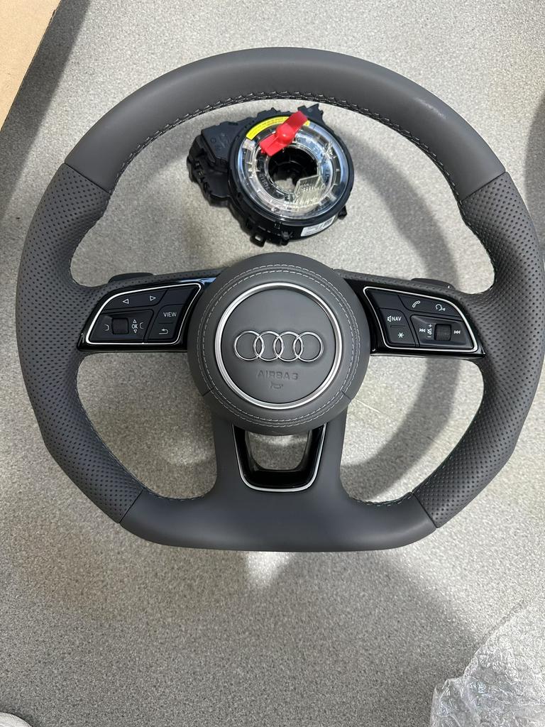 Volant Audi en cuir gris plat complet S RS custom, Enlèvement ou Envoi, Neuf, Audi
