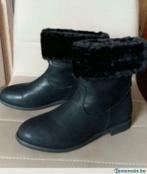 Chaussures dames et manteaux, Enlèvement, Comme neuf