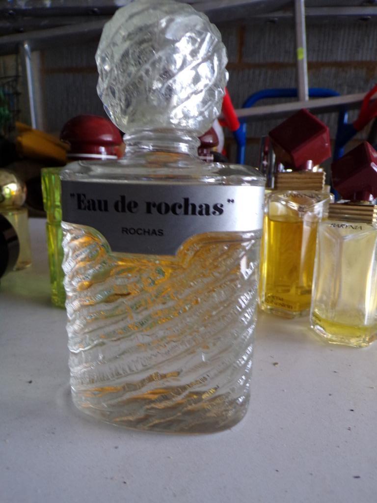 FLACON EAU DE ROCHAS, Collections, Utilisé, Bouteille de parfum